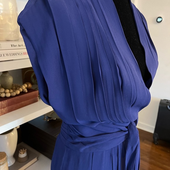 BCBG Maxazria blue dress in size 2 - Picture 5 of 8